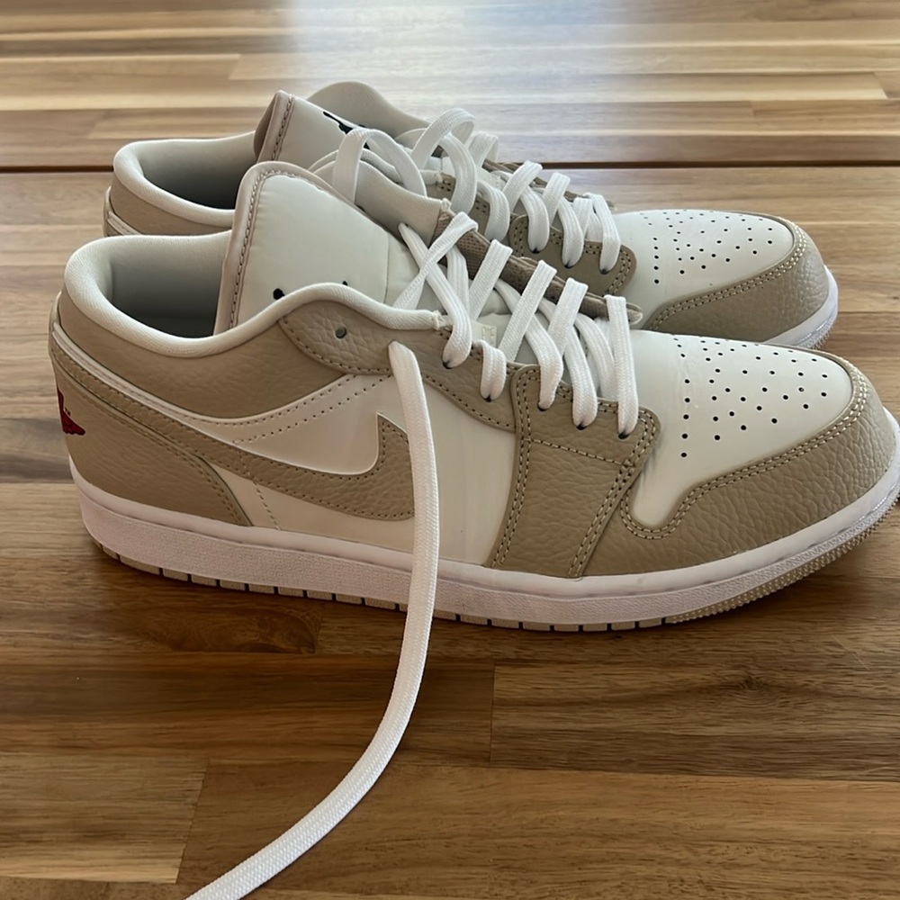 Nike men’s Jordan low. Size 9